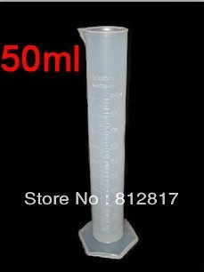 plastic graduated cylinder