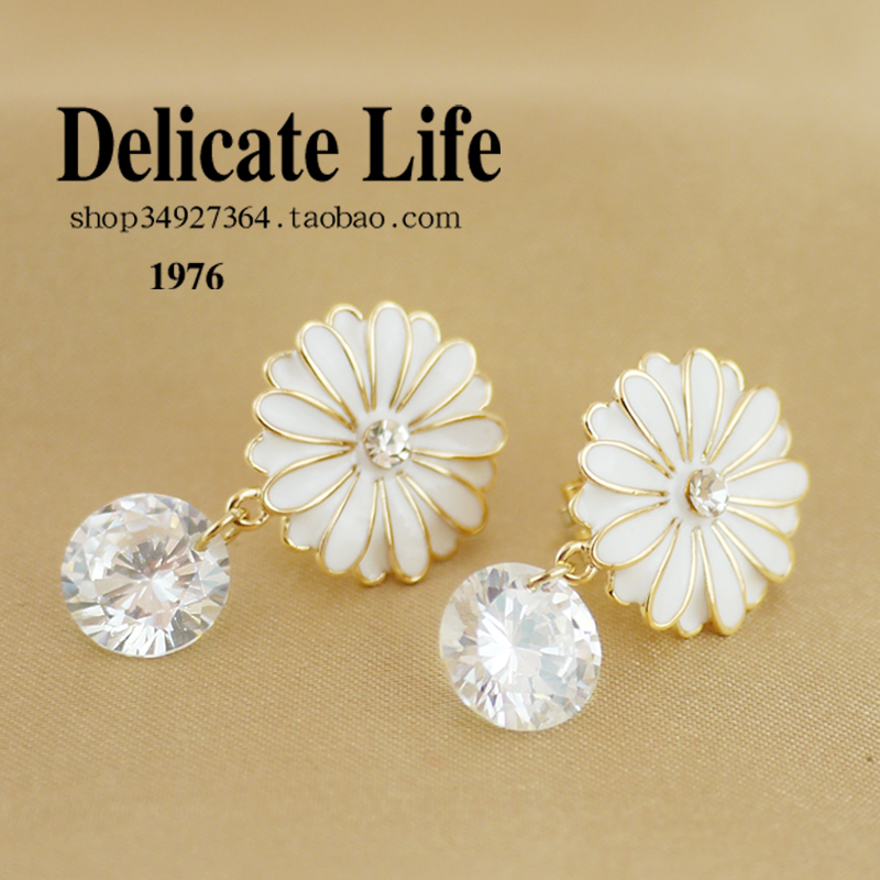 Free Shipping Little daisy zircon earrings clip on no pierced earrings marriage accessories earring i210