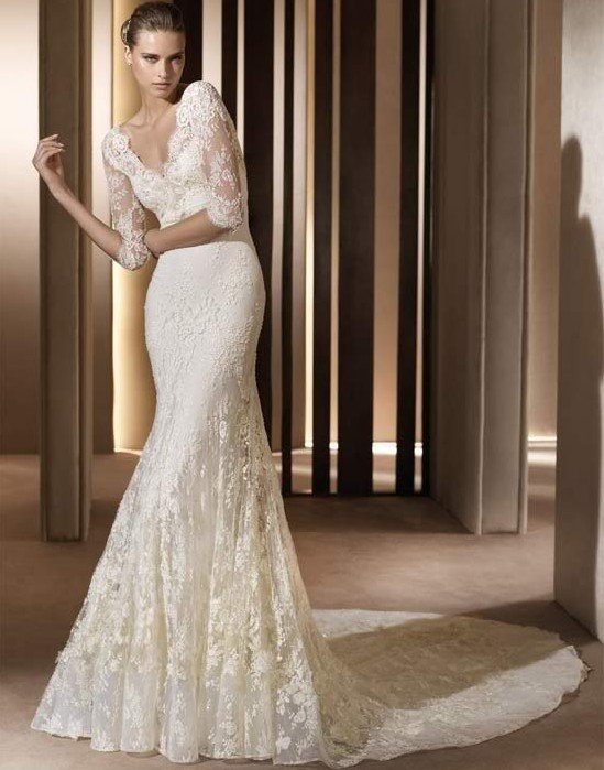 Classic sleeved wedding dresses