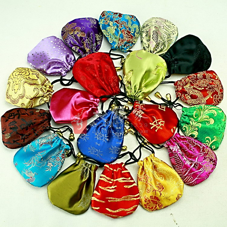 silk-bags-jewelry-gift-cloth-bags-manufacturers-jade-bracelet-amucks ...