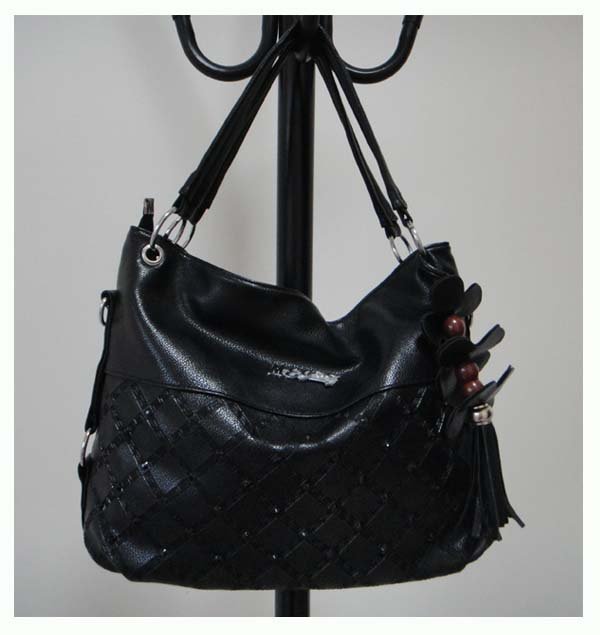 2012 Hot Sale popular ladies handbag PU ornament Size 40 x 31cm Carry handle 13cm high