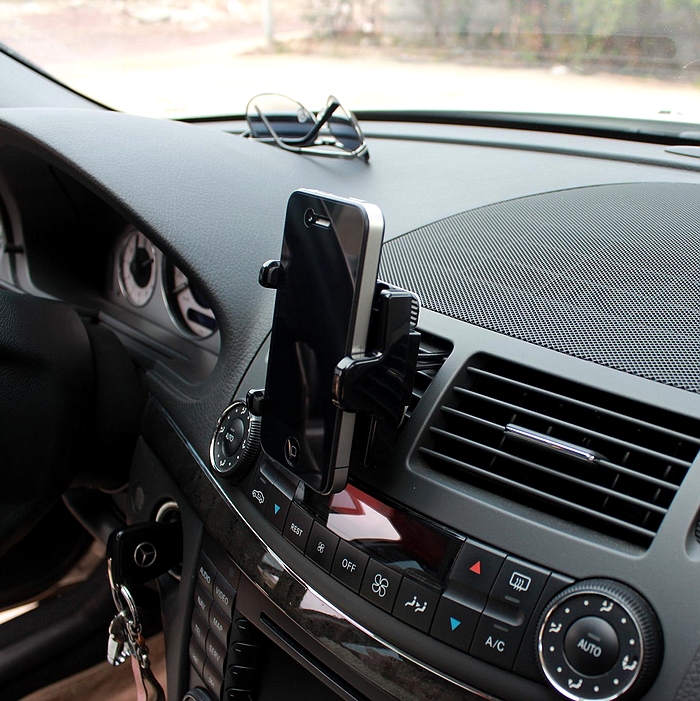 Hot sale Free shipping car air ac outlet universal mobile phone holder cover stand for iphone