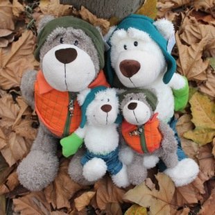 wholesale Price,The NICI version to wear vest / Hat couple ski bear plush toy doll sold wholesale!(China (Mainland))