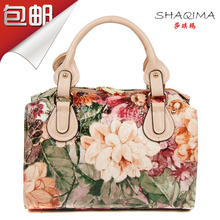 2013 free shipping fashion colored drawing patent leather handbag cross-body Impression blossom style tote bags