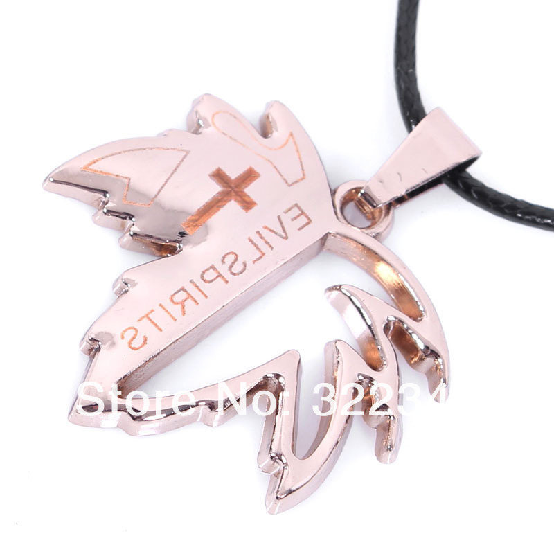 2013 New Punk Rave Titanium Steel Jewelry The Maple Leaf Pendant Lover Statement Necklace Choker Floating Charms Hip Hop Pendant(China (Mainland))