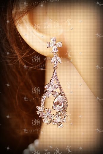 Sparkling zircon female earrings marriage