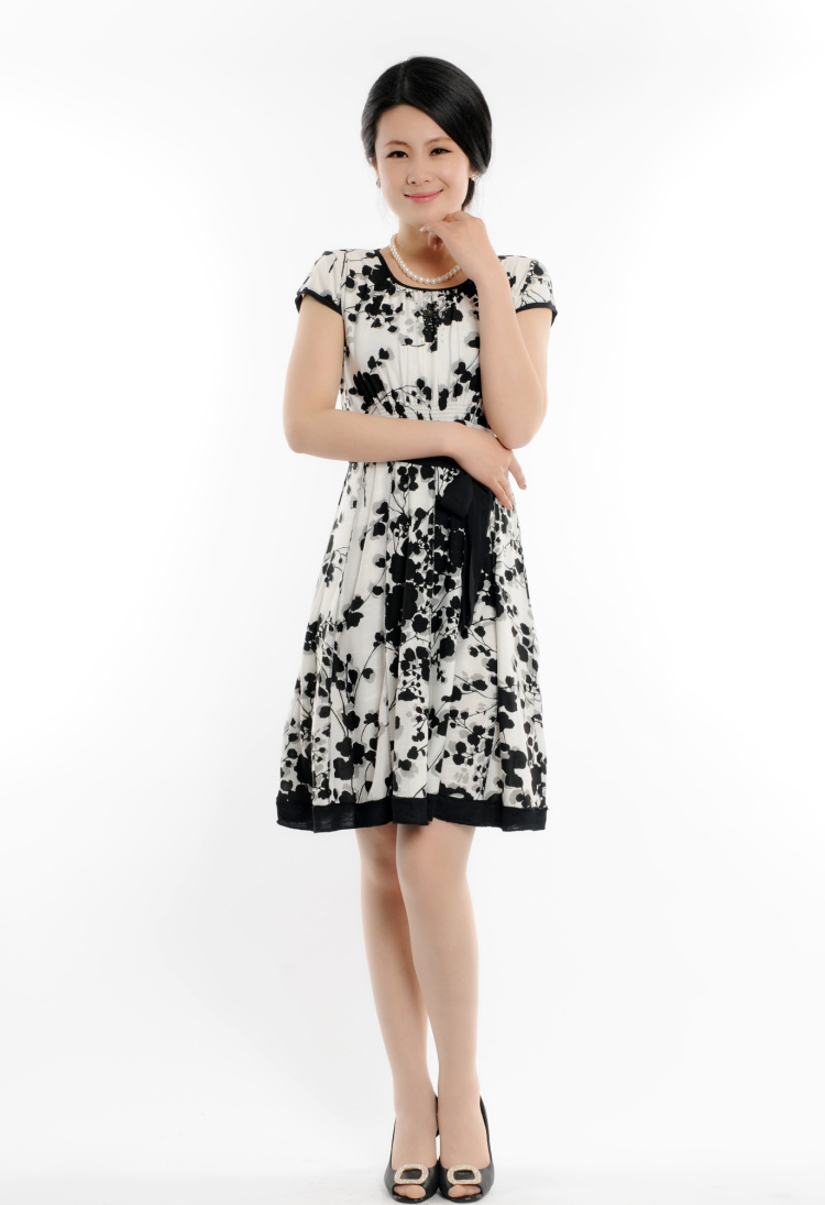 Middle-aged women dresses