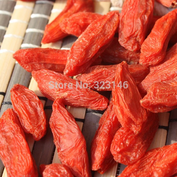 FREE SHIPPING 0 5kg piece Chinese Wolfberry Medlar Goji berry Dried organic nature