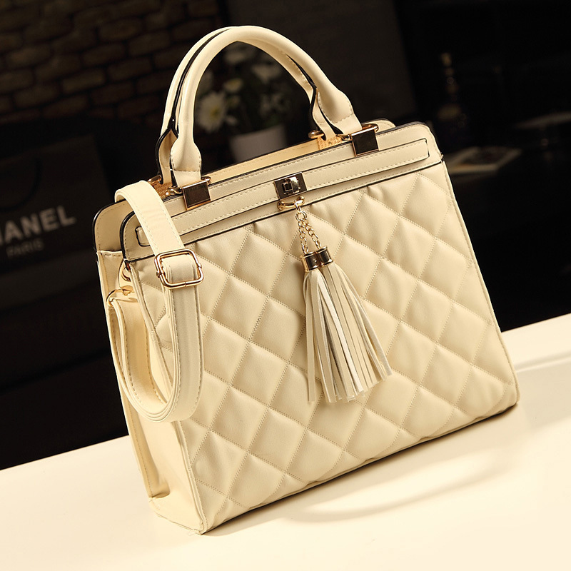 2013 European and American Lingge big bag influx of new 2013 tassel handbag shoulder diagonal package