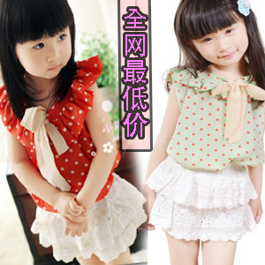 2013 female child summer performance wear dot chiffon vest lace short skirt(China (Mainland))