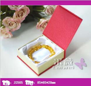 Super paper jewellery bangle bracelet packaging gift show box velvet circular ring,magnet lock design 8.8*8.8*2.8cm, 25pcs/lot(China (Mainland))