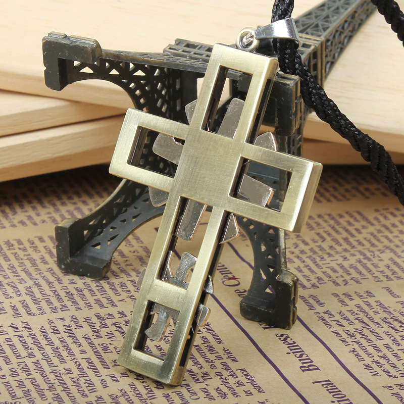 Min order is $10(mix order) free shipping 2013 designer jewelry white gold plated cross pendant necklace(China (Mainland))