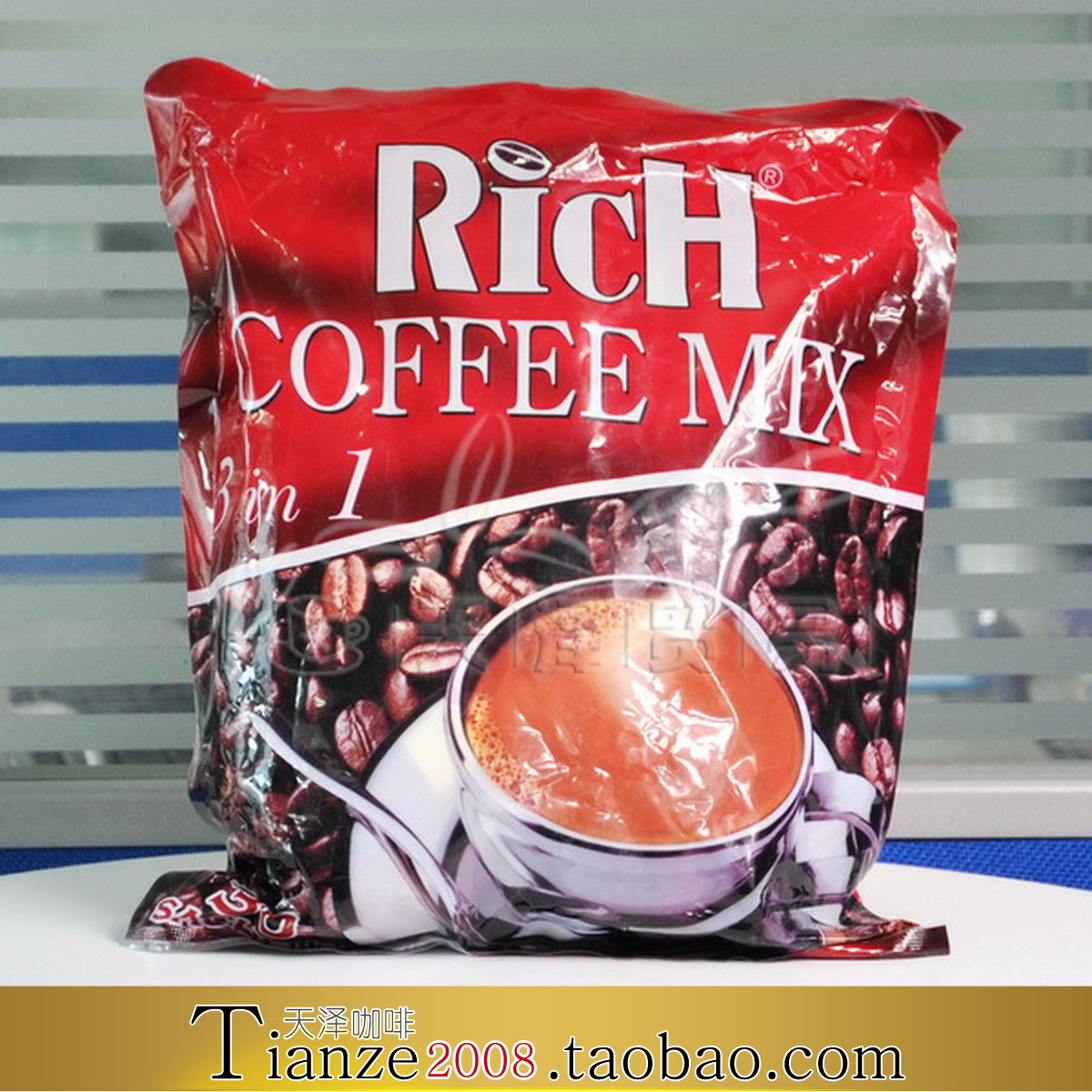 Rich three in flavor red instant coffee 20 x30 bags s056a