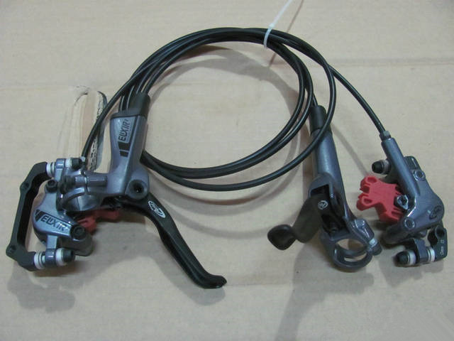 Bicycle Hydraulic Disc Brakes