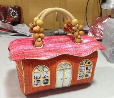 Princess bag 2013 women s handbag amelia princess cosmetic bag fashion bag small house handbag bag