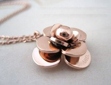Hot 18K Rose Gold Plated Titanium Camellia Pendant Necklace Charm Jewelry Gift for Women Free shipping