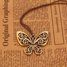 Brand designer New Arrival Fashion Retro style Hollow metal pattern Pendant Butterfly necklace Jewelry for women