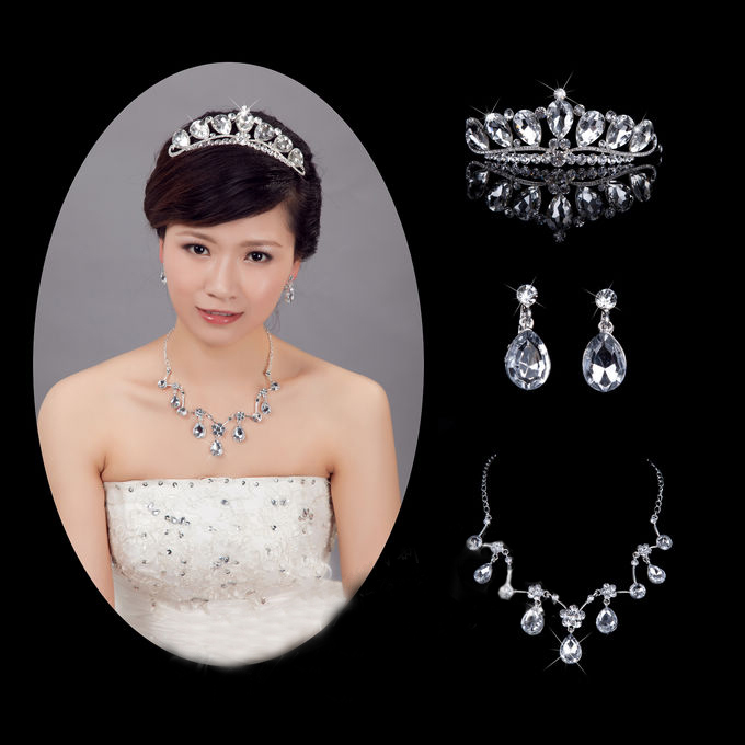 Free Shipping Crystal Water Drop Bridal Accessories Formal Dress Wedding Three Pieces Set Necklace Earrings Marriage