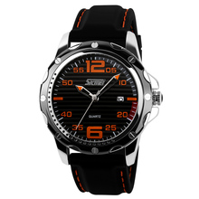 2014 Chegada Nova homens esportes homens relógio de quartzo relógios de pulso preto pulseira de borracha relógio de forma ocasional relógios reloj relogio militar(China (Mainland))
