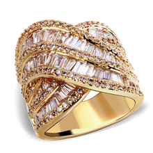 Hot Sell  Woman Luxury Flower Shape wedding rings Top Grade Zirconia Crystal Nickel Free Plating Propose Marriage Gift
