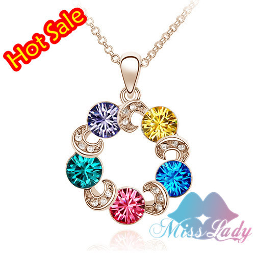 18K Gold Plated Rhinestone Crystal Luxury Round Love Flower Necklaces Pendants Fashion Jewelry for women Z4005