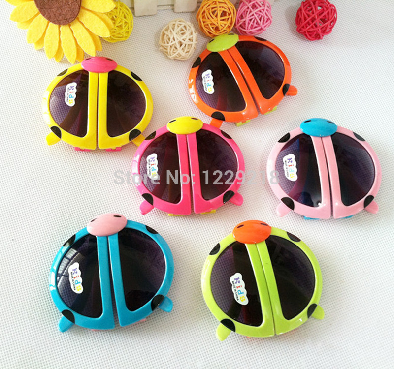 2015 Time limited Special Offer Freeshipping Children Fashion Cartoon Style Folding Baby Beetle Kids Sunglasses Child