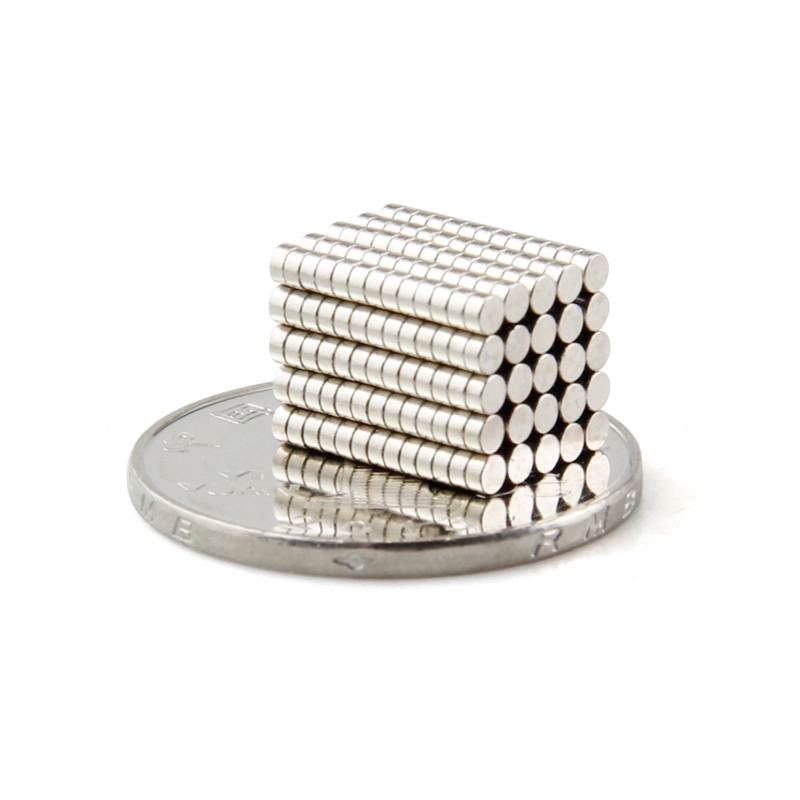 300pcs ímã do Neodymium ímãs Mini diâmetro 2x1mm N35 forte redondo 300pcs ímã do Neodymium ímãs Mini diâmetro 2x1mm N35 forte redondo