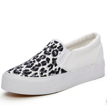 2014 New fashion Women Sneakers Platform Leopard Slip On lazy Canvas shoes woman black white