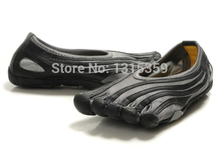 Free shipping lady s five fingers shoes Five fingers shoe The new outdoor climbing shoes