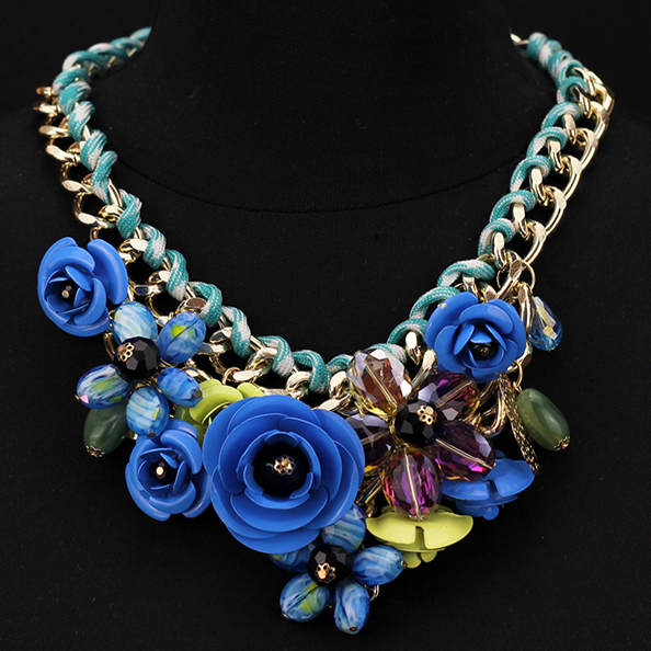 Hot Sale New Fashion Statement Necklace For Women Crystal Flower Necklaces Fashion Jewelry Vintage Choker Necklace