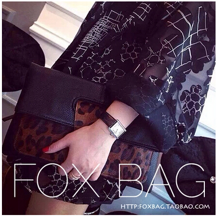 Lady handbag restoring ancient ways is the European and American aristocratic female bag PU material with