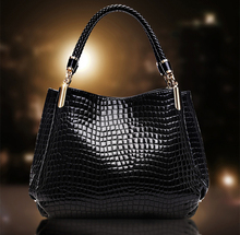 2015 Hot offers fashion women messenger bags elegant bolsa PU crocodile pattern diorissimo handbag free shipping