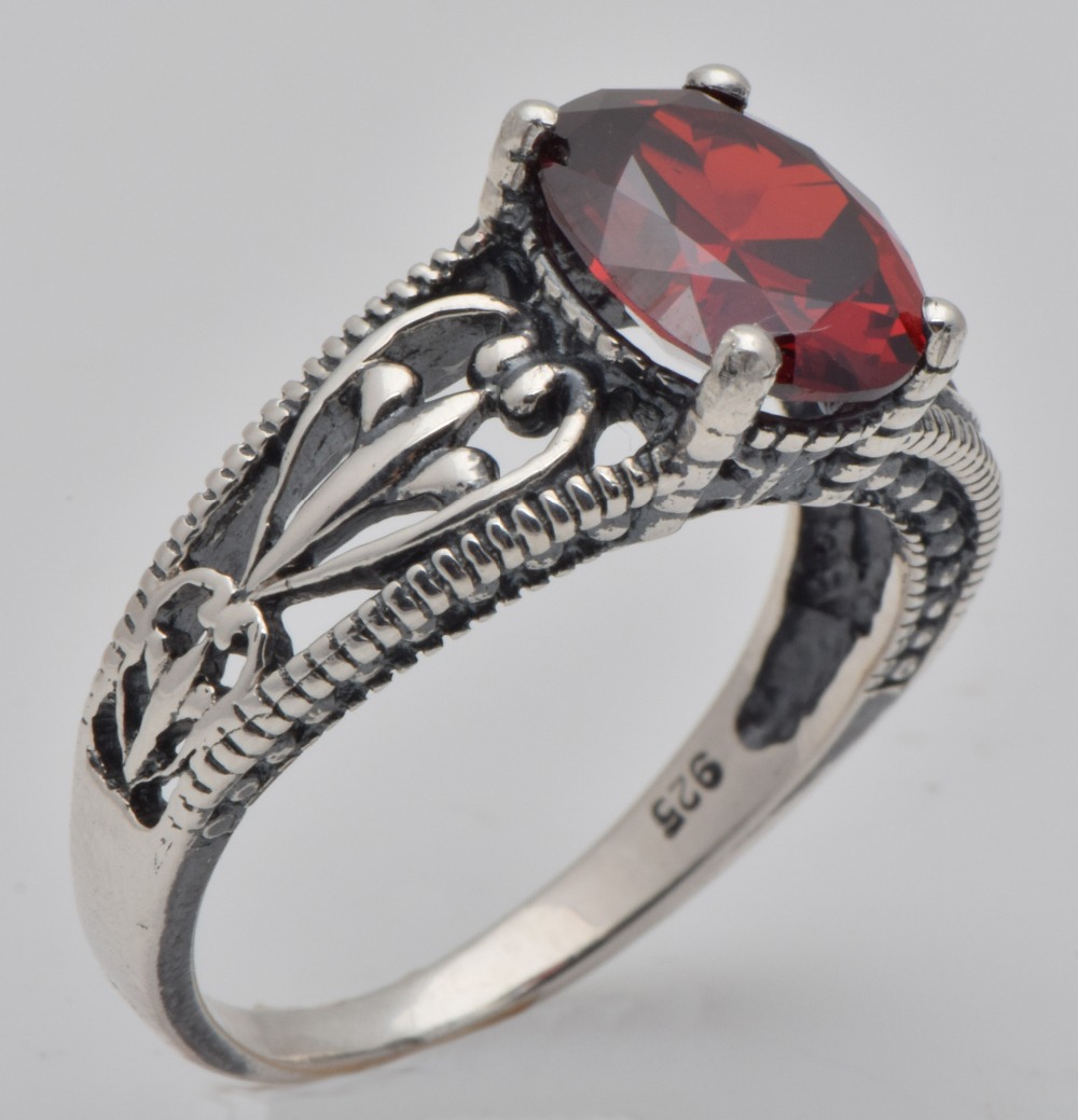 European palace ornaments retro 925 sterling silver ring female garnet ring finger ring on sale fashion