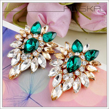 q d Europe and America 2015 new beautiful fashion Colorfel Crystal Earrings Elegant Stud Earring For
