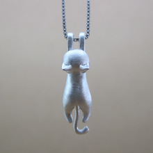 Sterling 925 silver climbing cat necklace two option matt or glossy surface pendant hand crafted silver