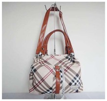 Fashion ladies handbag designer bag Material PU Size 33 x 27cm two different colors khaki Two