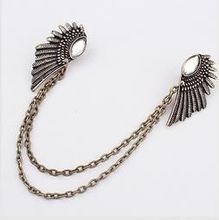 Min order is 10usd( mix order ) B016 Retro Remarkable  Freedom wings  Lady empress brooch wholesale Free shipping