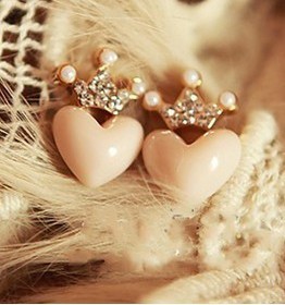 E300 Korean jewelry Fresh crown love all match Earrings 994