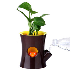 Free Shipping ! 1pcs/lot Creative FlowerPot Green garden decoration Squirrel Self-Watering Flower Pot for office or home(China (Mainland))