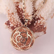 Free Shipping New Fashion Jewelry 18k Gold Plated Austrian Crystal Round Pendant Sweater Necklace Chain Jewelry