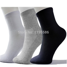 High Quality Men Athletic Socks Sport Basketball Long Cotton Socks Male Spring Summer Running Cool Soild