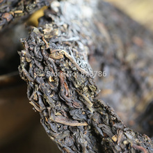 100g Chinese Yunnan puer tea 2014 ancient trees in Yunnan Pu er tea purple bud raw