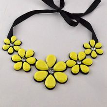 2014 luxury fashion short statement necklace and pendant resin color fashionable woman metal necklace gift