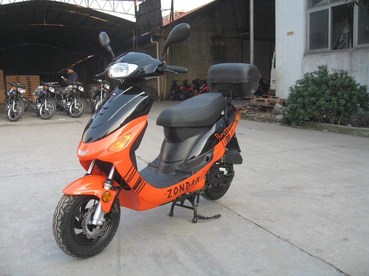 Купить 50cc бензин ЕЭС газа скутер ролик все цвета моря дешевле газа ...