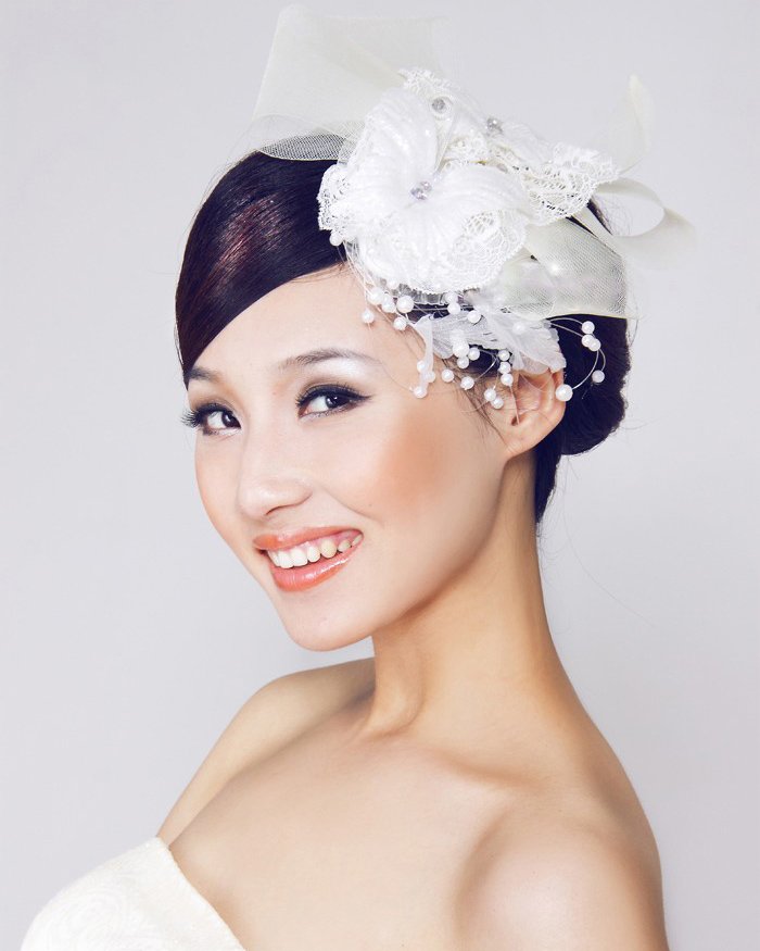 Flower bridal headpiece