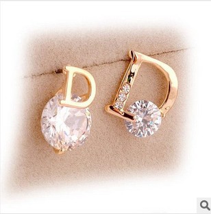 New 2015 Trendy Fashion Letter D Cute Crystal Gold Plated Earring Stud Earrings For Women brincos