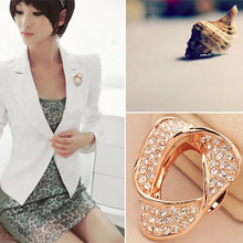 Triangle Crystal Rhinestone Scarf Clip Lady Buckle Brooches Champagne Gold Women Broach Pin Fashion Broch Acessories