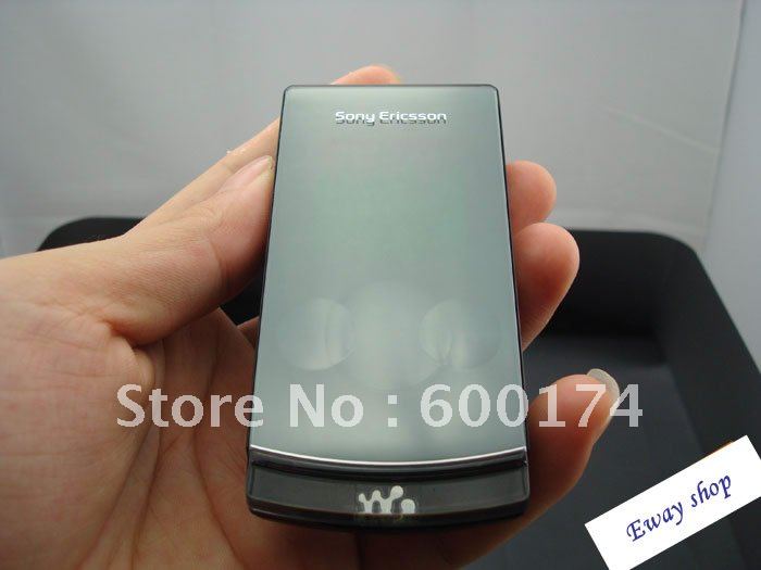 Hot cheap phone brand unlocked original Sony Ericsson W980 Internal 8GB 3G FM music 3G 3