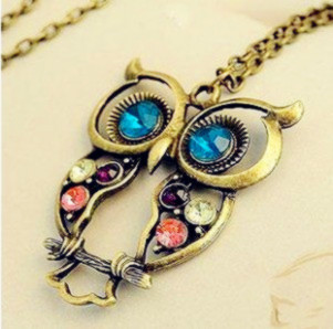 Big Discount A001 Hollow out beautiful owl women necklace
